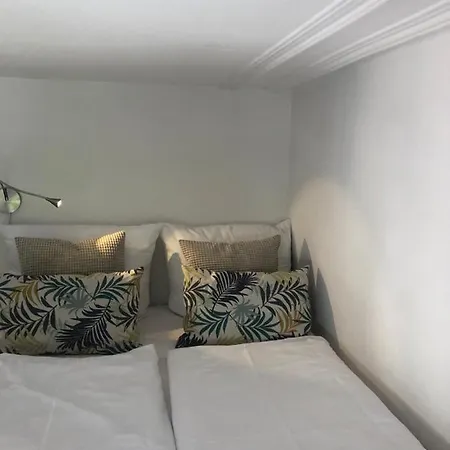 Apartment Molea *